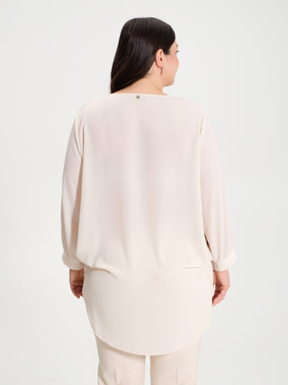 Blusa Curvy Asimmetrica con Bottoni