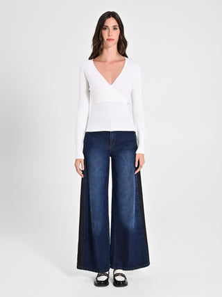 Maglioncino Bianco con Incrocio