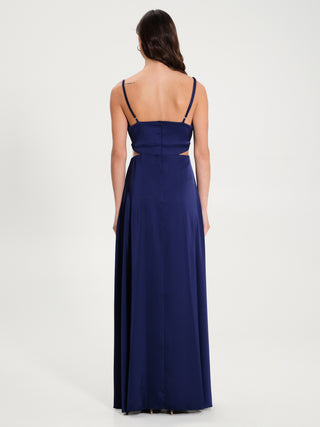 Abito in Raso con Coppe Conchiglia