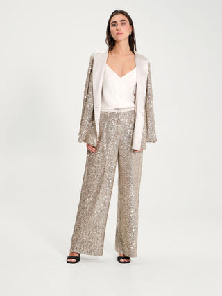 EDITORIAL-CFC0118329003-B101.jpg