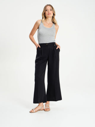 EDITORIAL-CFC0120616003-B001.jpg