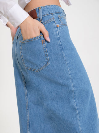 Gonna Lunga in Denim con Spacco