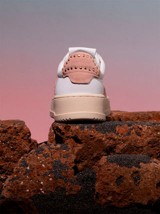 Sneakers con Borchie