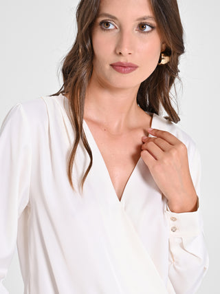 Blusa incrociata in Raso