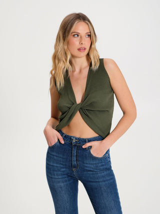 EDITORIAL-CFM0011532003-B565.jpg