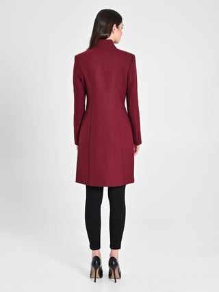 Cappotto Bordeaux con Bottoni sul Collo