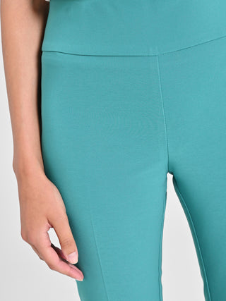 Pantaloni Flared in Tessuto Tecnico Verde Giada