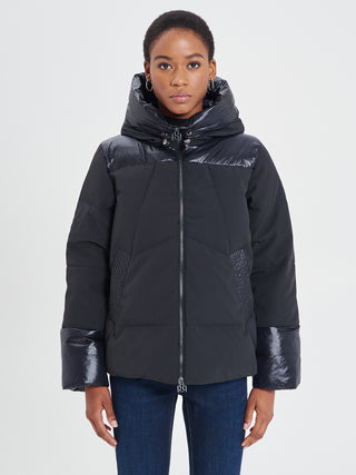 Piumino Corto Nero Opaco Lucido