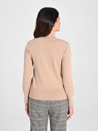 WORNG-CFM0011568003-B117-BACKCROP.jpg
