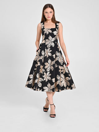 EDITORIAL-CFC0122389003-B473.jpg